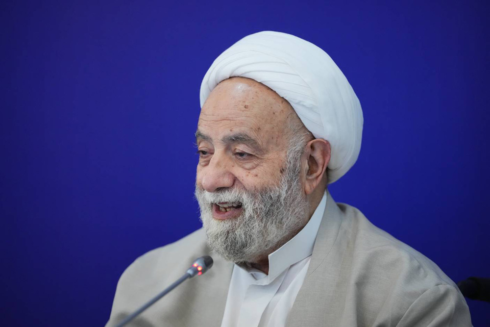 شورای معاونین وزارت ارتباطات با حضور رئیس ستاد اقامه نماز
