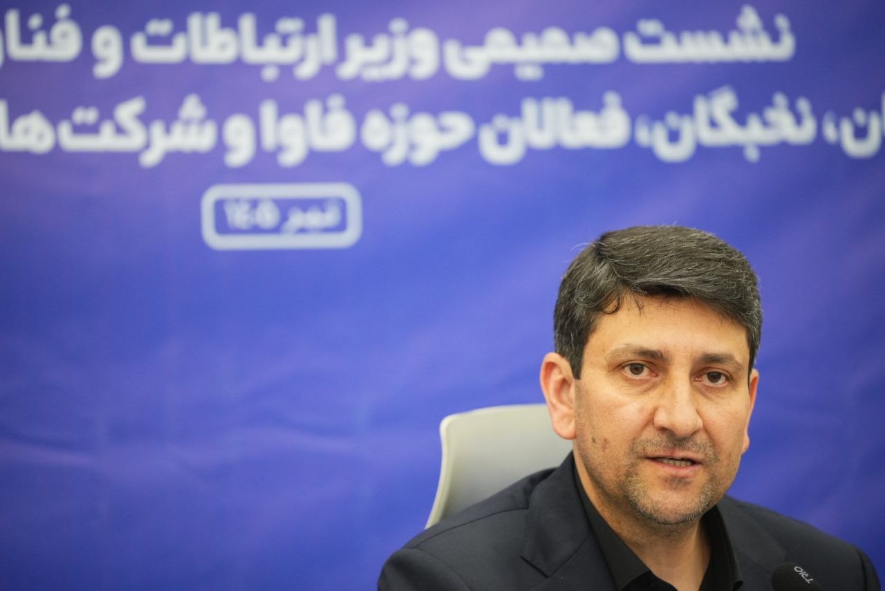 سفر استانی وزیر ارتباطات به استان همدان