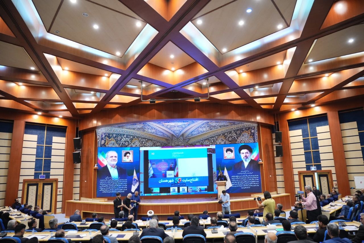 سفر استانی وزیر ارتباطات به استان همدان