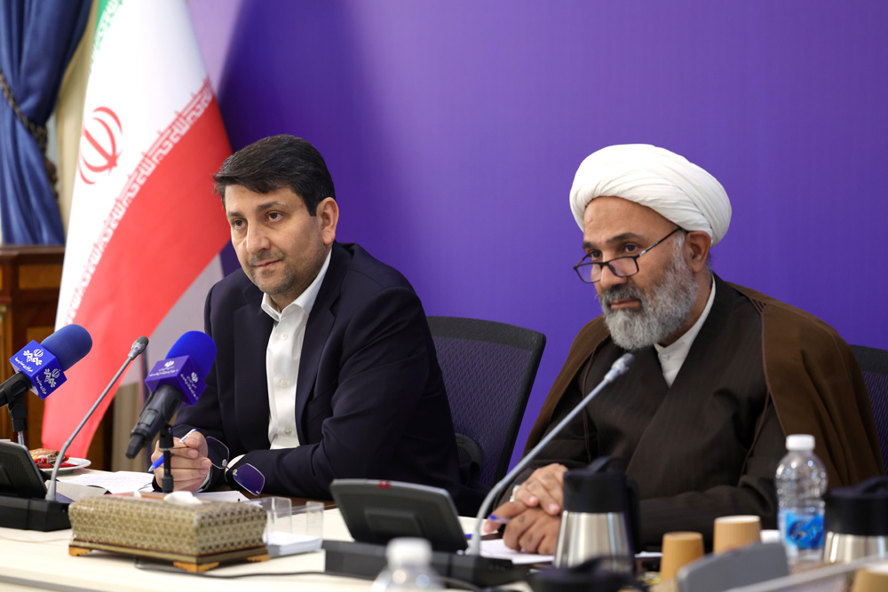 نشست وزیر ارتباطات با اعضای کمیسیون اصل نود مجلس شورای اسلامی