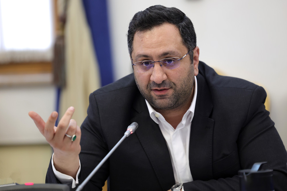 نشست وزیر ارتباطات با اعضای کمیسیون اصل نود مجلس شورای اسلامی