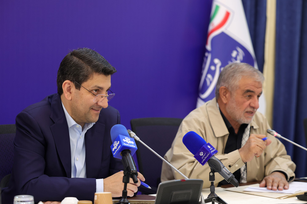 جلسه کمیسیون شوراها و امورداخلی کشور مجلس شورای اسلامی با وزیر ارتباطات