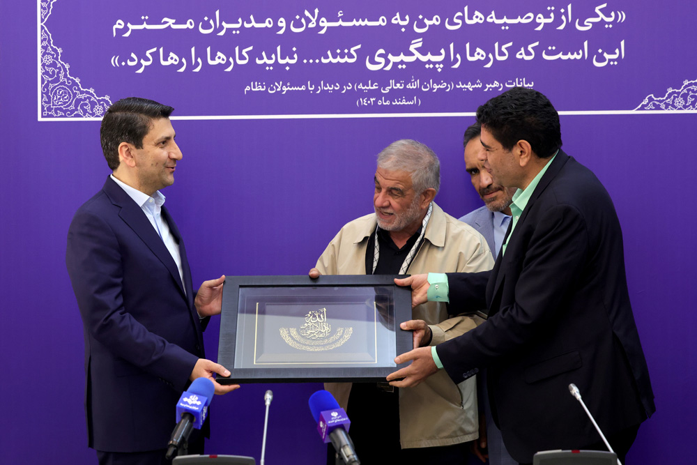 جلسه کمیسیون شوراها و امورداخلی کشور مجلس شورای اسلامی با وزیر ارتباطات