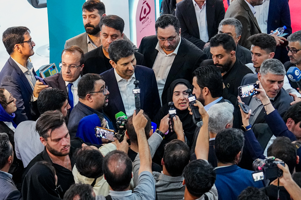 افتتاح نمایشگاه الکامپ با حضور وزرای ارتباطات ایران و عراق