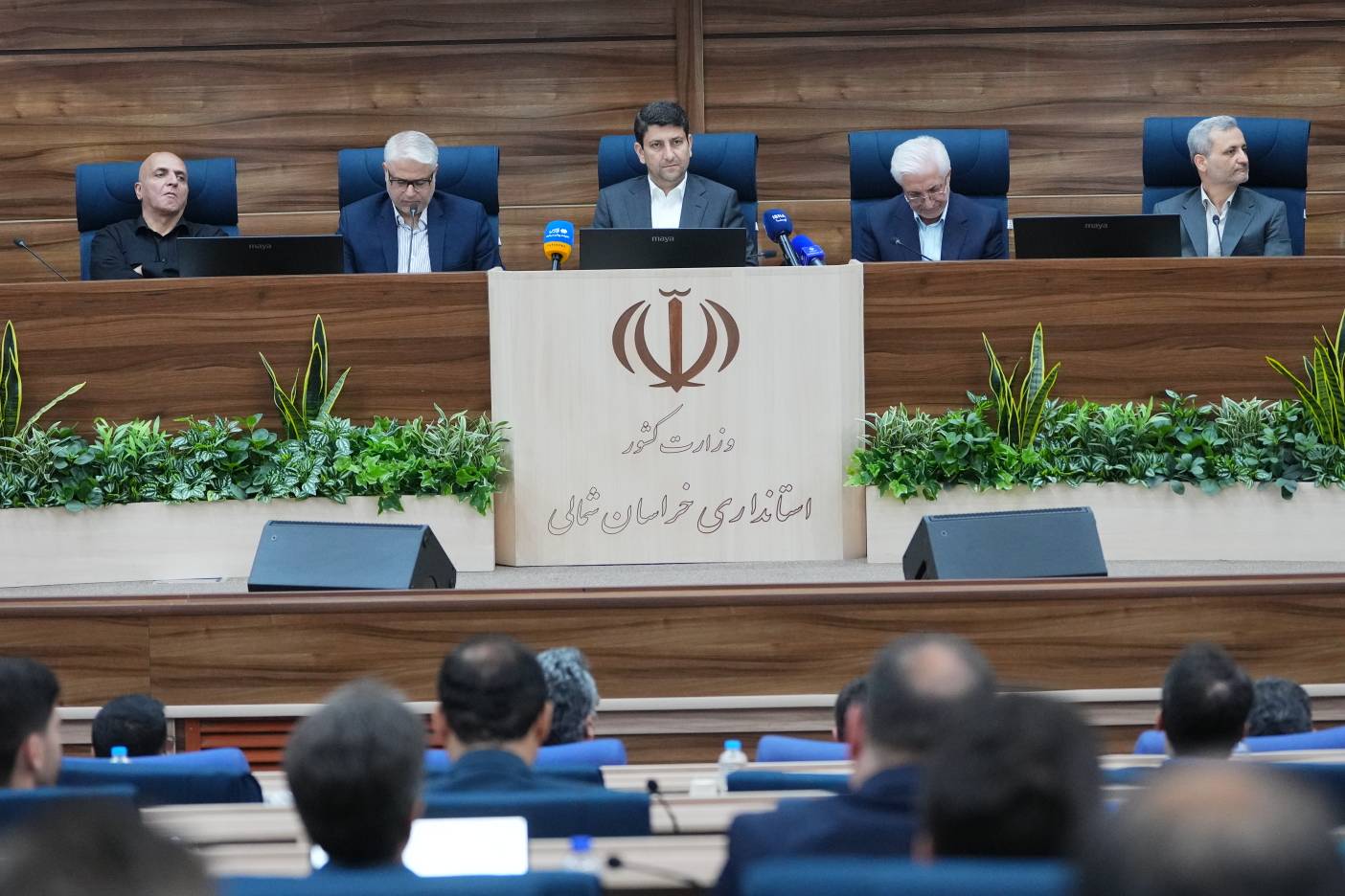 نشست وزیر ارتباطات با فعالان و نخبگان حوزه فاوا در خراسان شمالی