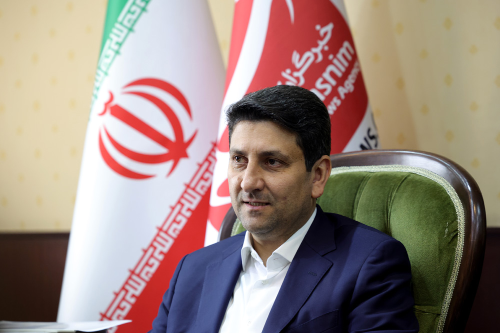 بازدید وزیر ارتباطات از خبرگزاری تسنیم به مناسبت روز خبرنگار