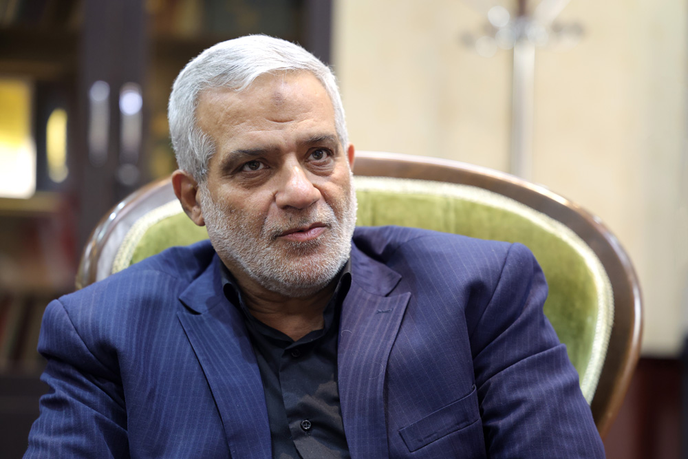 بازدید وزیر ارتباطات از خبرگزاری تسنیم به مناسبت روز خبرنگار