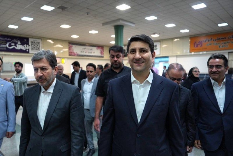 سفر استانی وزیر ارتباطات به استان اصفهان