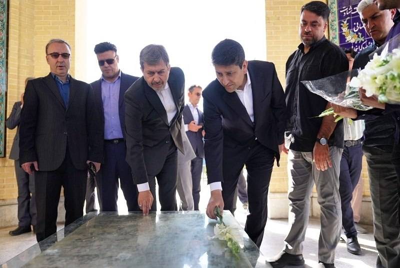 سفر استانی وزیر ارتباطات به استان اصفهان