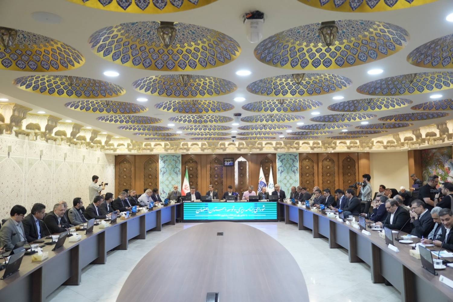سفر استانی وزیر ارتباطات به استان اصفهان