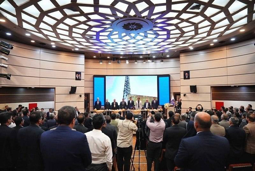 سفر وزیر ارتباطات به استان چهارمحال و بختیاری