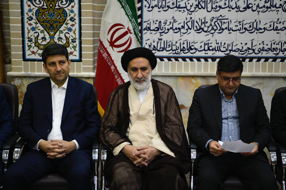 سفر وزیر ارتباطات به استان چهارمحال و بختیاری