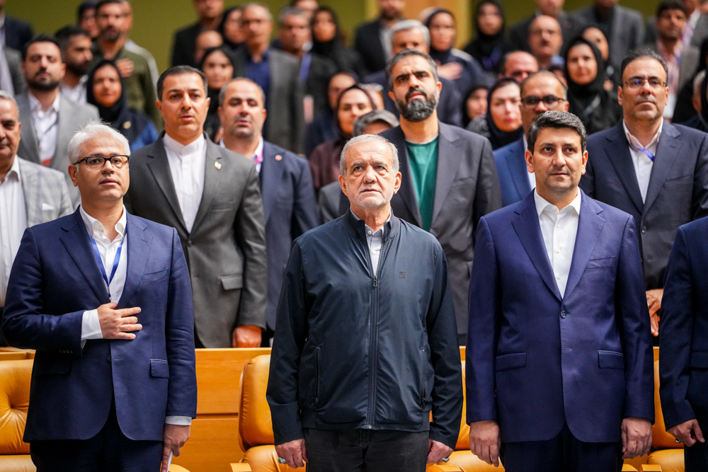آیین یک ایران متصل با حضور رییس جمهور و وزیر ارتباطات