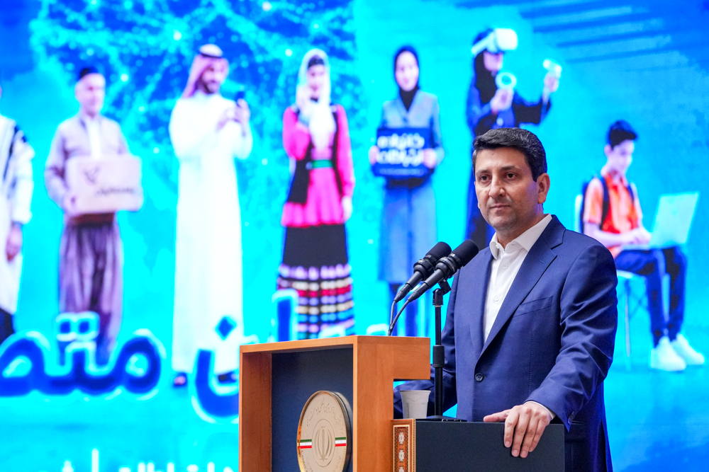 آیین یک ایران متصل با حضور رییس جمهور و وزیر ارتباطات