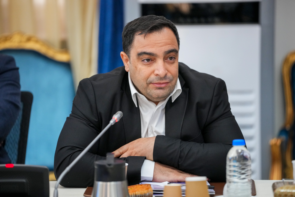 جلسه شورای هماهنگی روابط عمومی با حضور وزیر ارتباطات