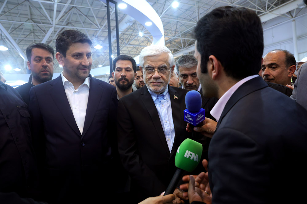 بازدیدمعاون اول رئیس‌جمهور و وزیر ارتباطات از بیست‌ونهمین نمایشگاه بین‌المللی الکامپ