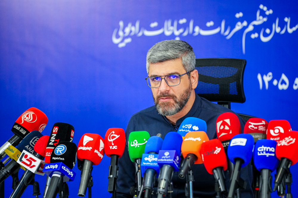 نشست خبری قائم‌ مقام وزیر در امور ارتباطات