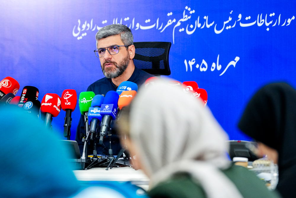 نشست خبری قائم‌ مقام وزیر در امور ارتباطات