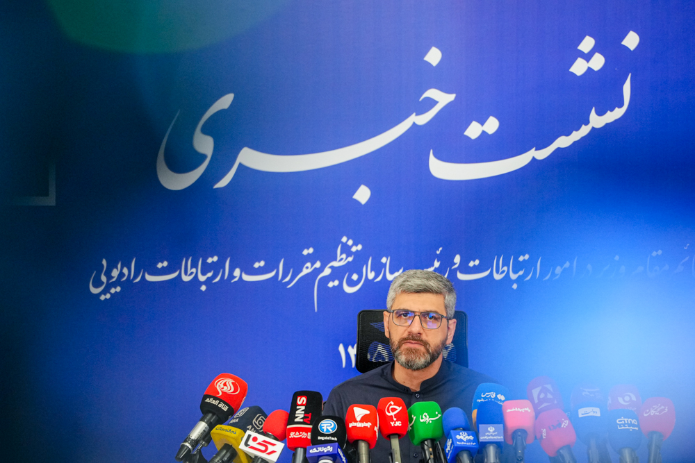 نشست خبری قائم‌ مقام وزیر در امور ارتباطات