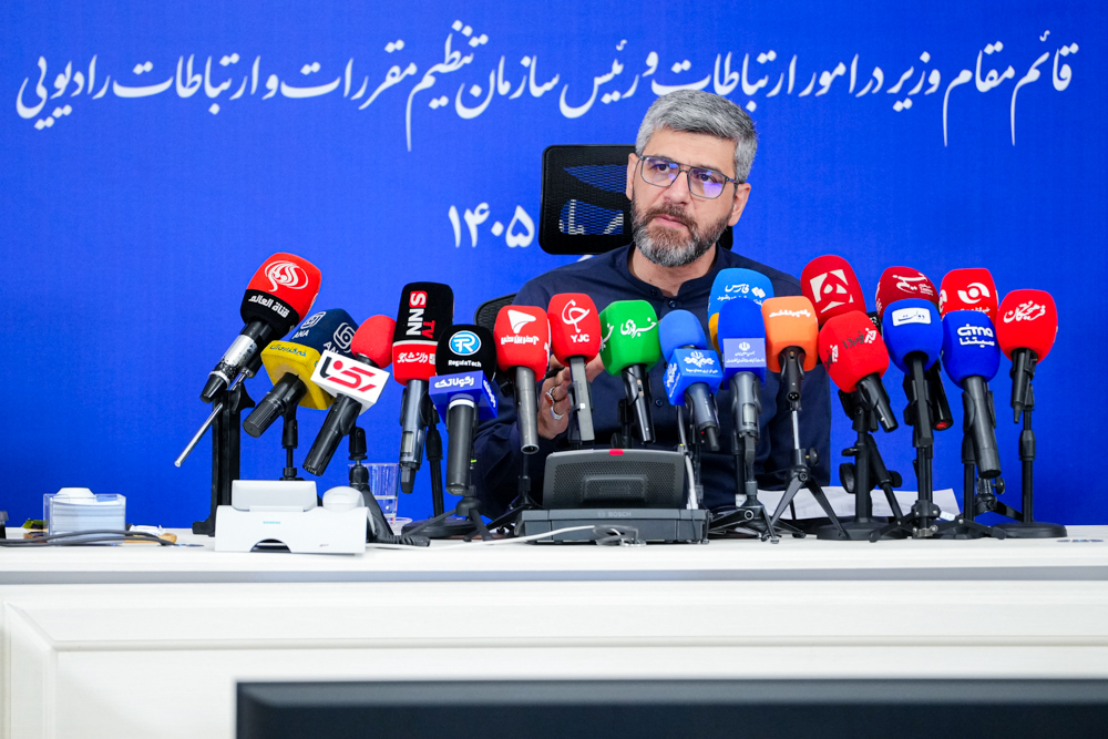 نشست خبری قائم‌ مقام وزیر در امور ارتباطات