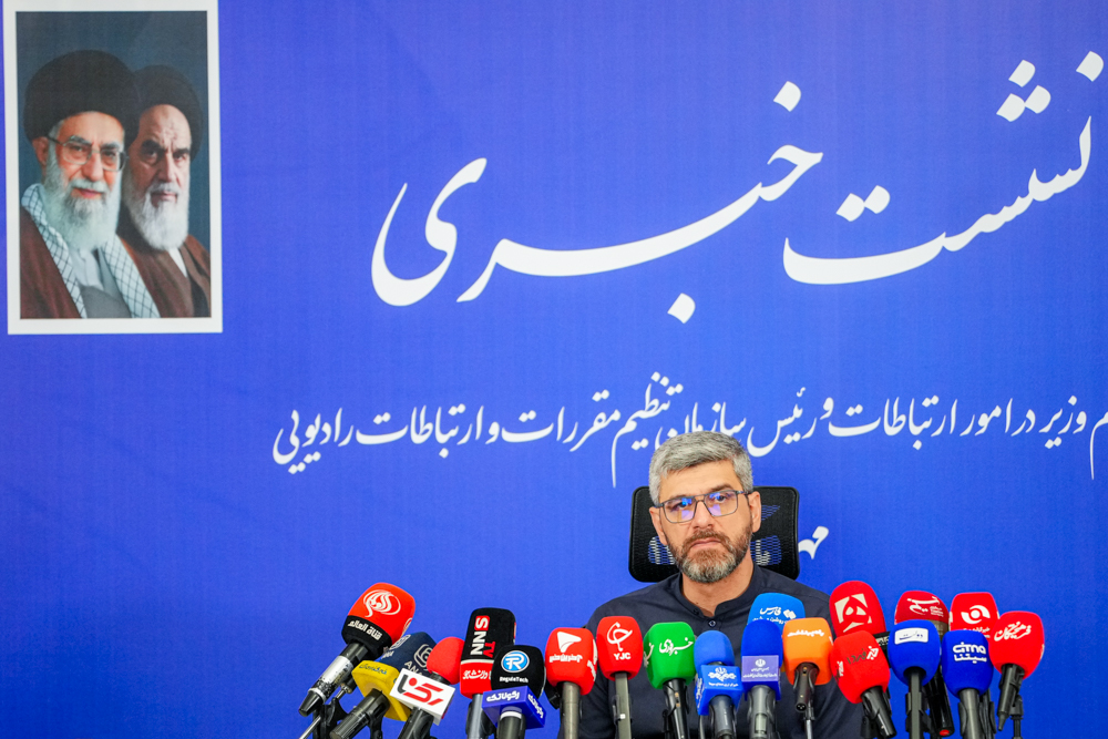 نشست خبری قائم‌ مقام وزیر در امور ارتباطات