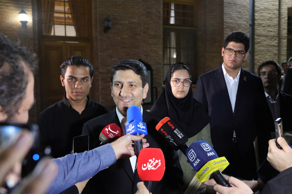 دیدار وزیر ارتباطات با مدال‌آوران طلای جهانی المپیاد نجوم و اخترفیزیک