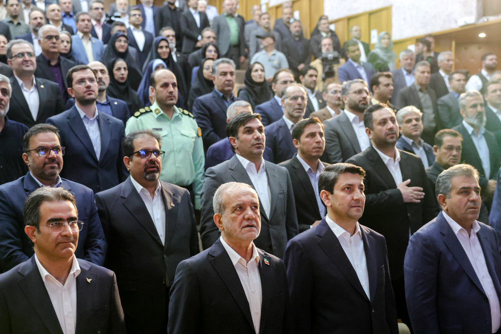 مراسم روز جهانی پست با حضور رییس جمهور و وزیر ارتباطات