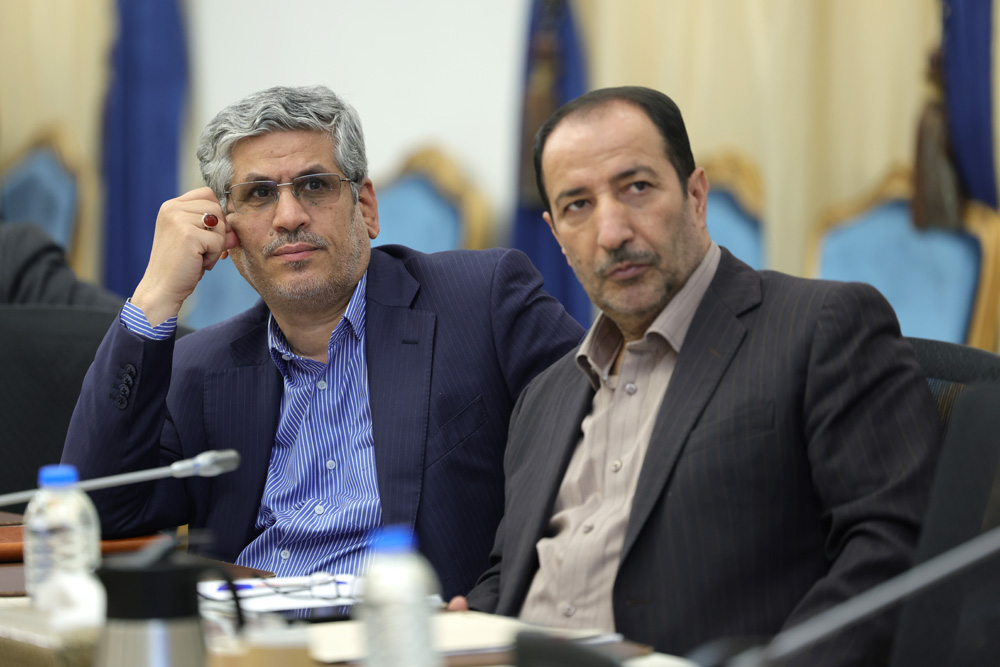 نشست مشترک اعضای کمیسیون برنامه و بودجه مجلس شورای اسلامی با وزیر ارتباطات و فناوری اطلاعات