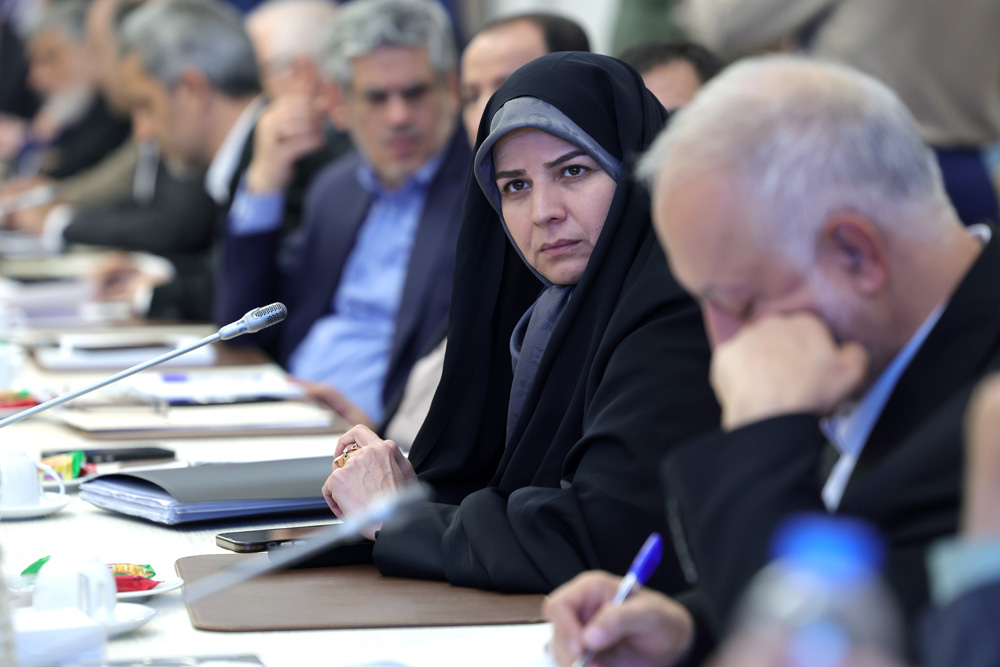 نشست مشترک اعضای کمیسیون برنامه و بودجه مجلس شورای اسلامی با وزیر ارتباطات و فناوری اطلاعات