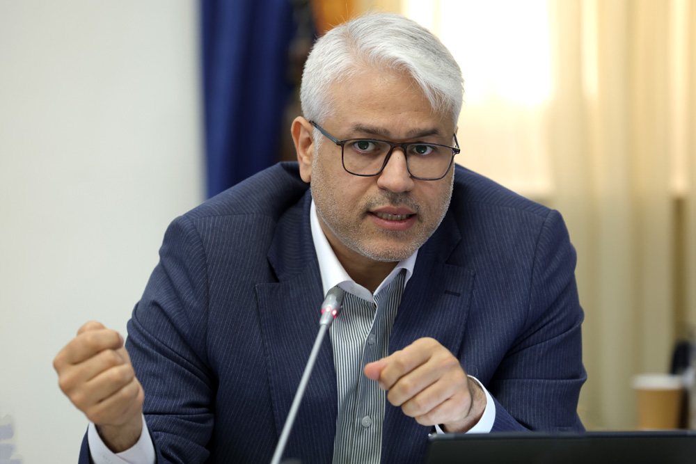 نشست مشترک اعضای کمیسیون برنامه و بودجه مجلس شورای اسلامی با وزیر ارتباطات و فناوری اطلاعات