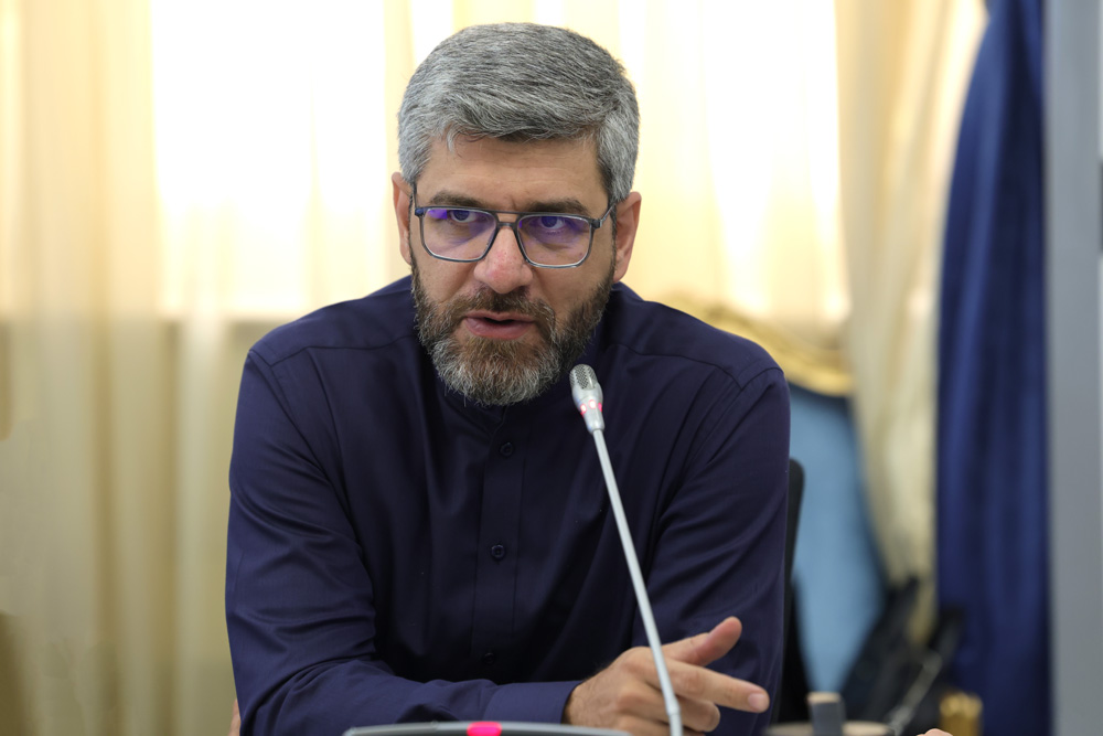 نشست مشترک اعضای کمیسیون برنامه و بودجه مجلس شورای اسلامی با وزیر ارتباطات و فناوری اطلاعات