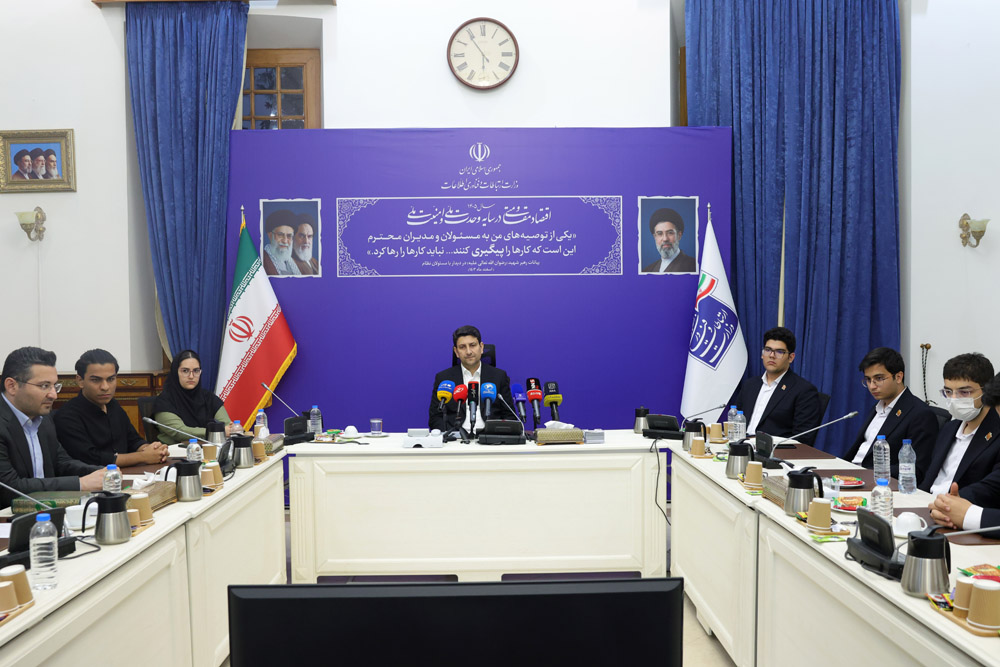 دیدار وزیر ارتباطات با مدال‌آوران طلای جهانی المپیاد نجوم و اخترفیزیک