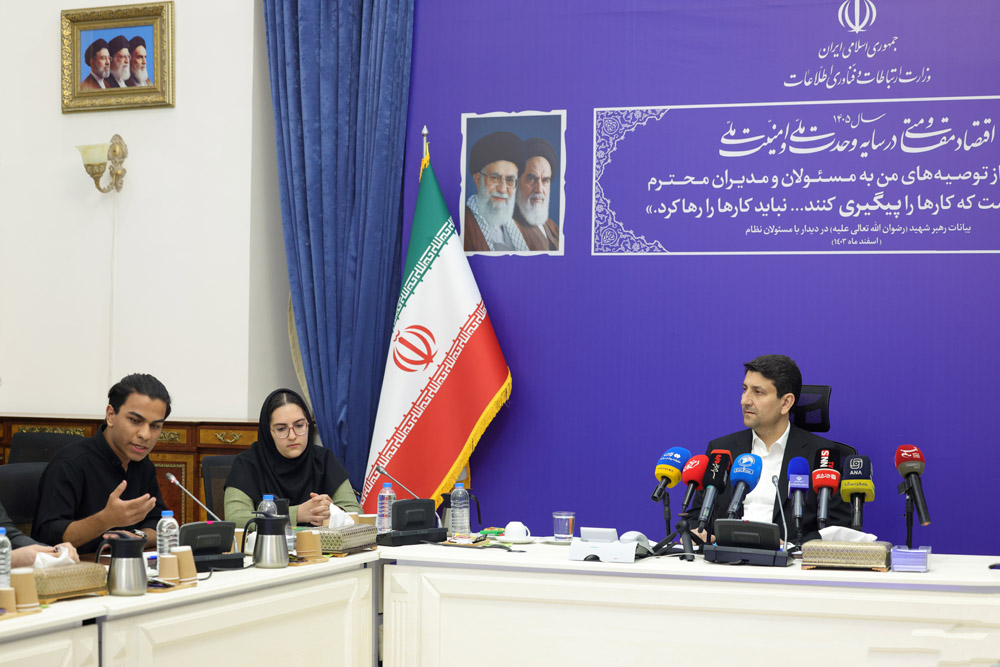 دیدار وزیر ارتباطات با مدال‌آوران طلای جهانی المپیاد نجوم و اخترفیزیک