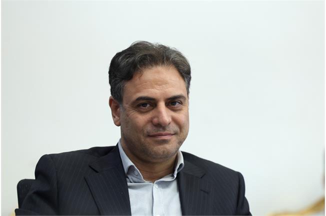 مدیرعامل شرکت مخابرات ایران در حاشیه جلسه کنترل پروژه فیبر نوری مطرح کرد: ناترازی ۱۵ ساله ارتباطات ثابت در مسیر جبران / توسعه