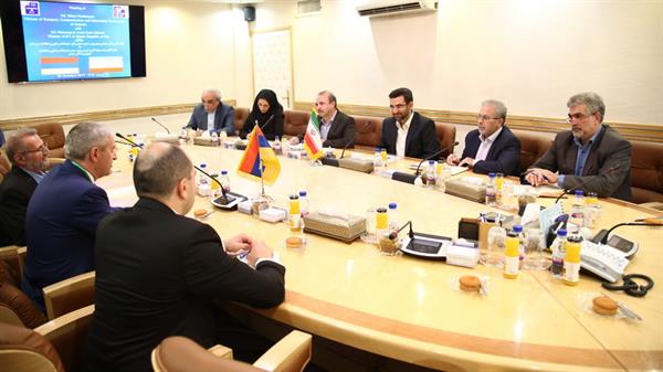 Eng Azari jahromi meet with armenian minister