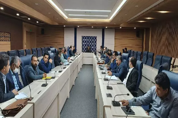 رتبه سوم ایلام در شاخص درصد پاسخگویی به استعلاملات سامانه پنجره واحد مدیریت زمین