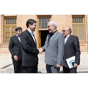 نشست کاری وزرای ارتباطات و امور اقتصادی و دارایی
