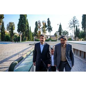بازدید وزیر ارتباطات از مرکز رشد دانشگاه امام صادق (ع)