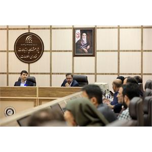 حضور وزیر ارتباطات در پژوهشگاه ارتباطات و فناوری اطلاعات
