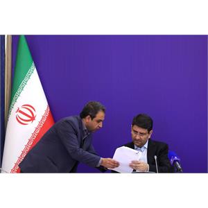 نشست کاری وزرای ارتباطات و امور اقتصادی و دارایی