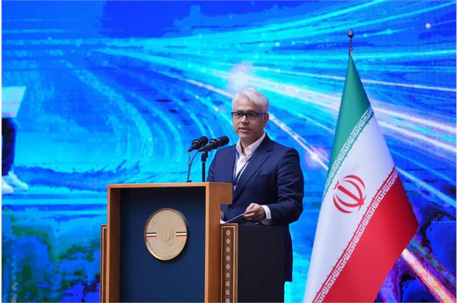 معاون وزیر ارتباطات تأکید کرد؛ «ایران متصل» با مشارکت مردم و بخش خصوصی ساخته می‌شود