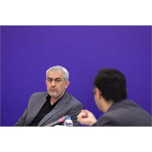 نشست کاری وزرای ارتباطات و امور اقتصادی و دارایی