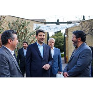 بازدید وزیر ارتباطات از مرکز رشد دانشگاه امام صادق (ع)