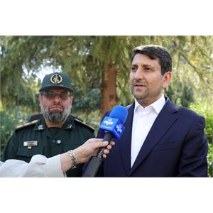 افتتاح نمایشگاه «دفاع همچنان باقی است» با حضور وزیر ارتباطات